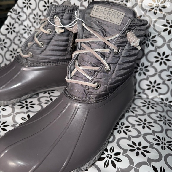 Sperry women’s nwt insulated Gray Duck Boots Sz 9.5 - Picture 3 of 13